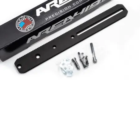 Box contents of the Universal Dovetail Rail 12"